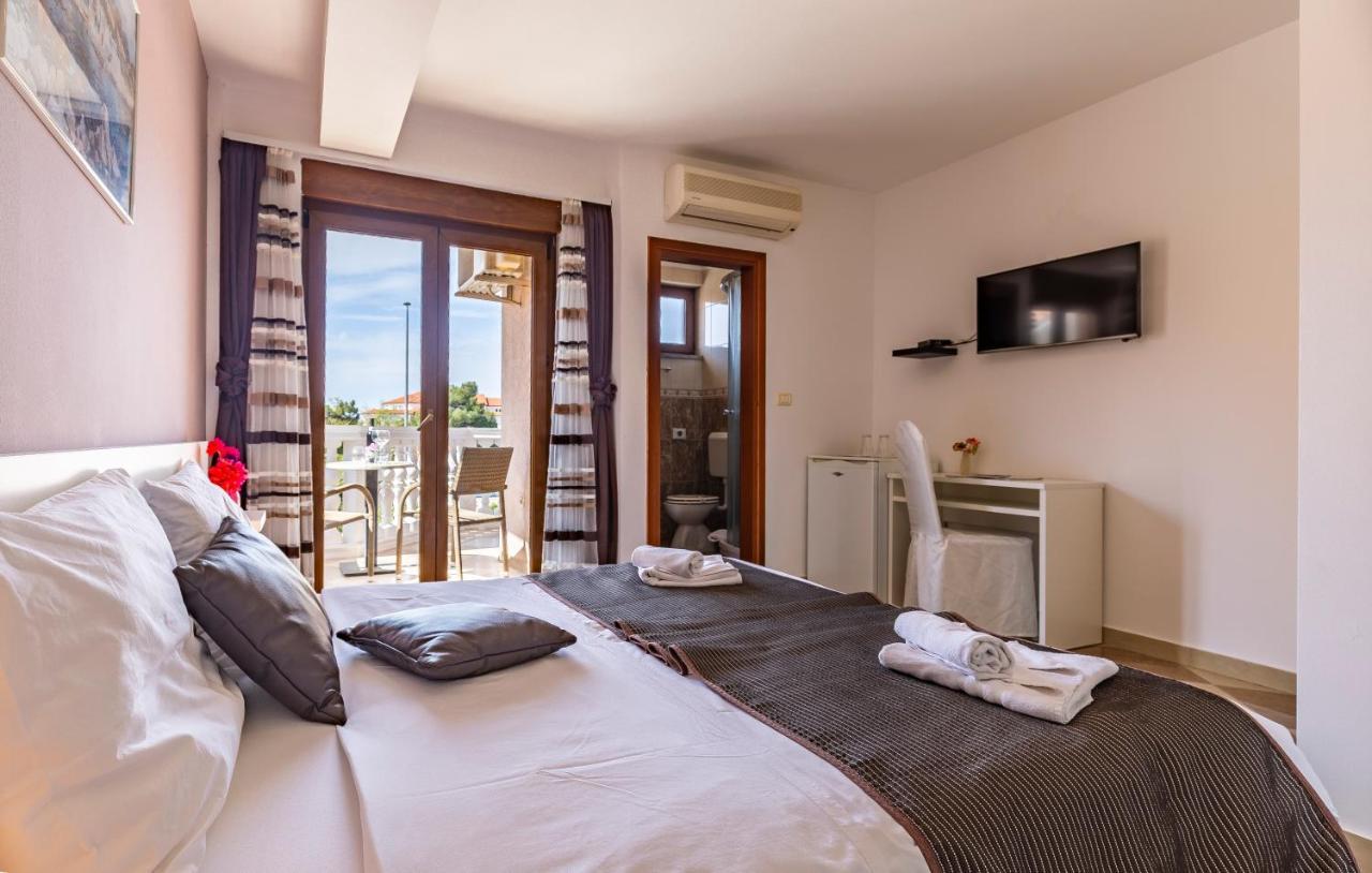 Villa San Rocco Bed & Breakfast Medulin Bagian luar foto