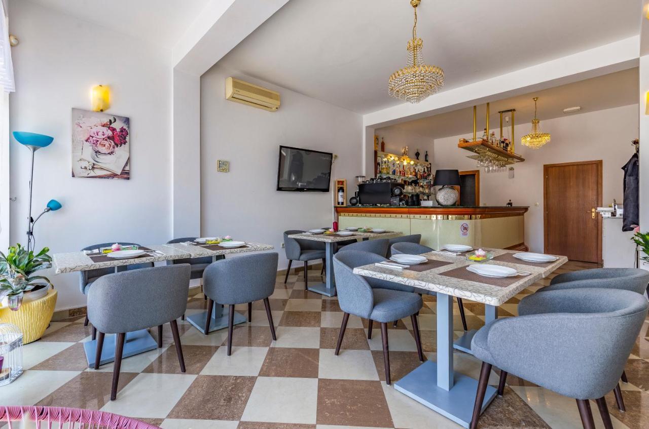 Villa San Rocco Bed & Breakfast Medulin Bagian luar foto