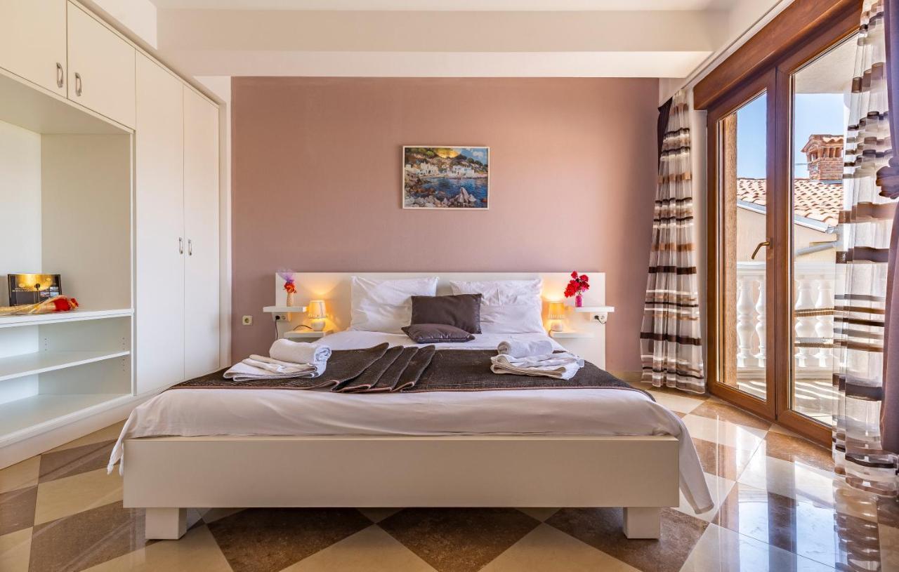 Villa San Rocco Bed & Breakfast Medulin Bagian luar foto