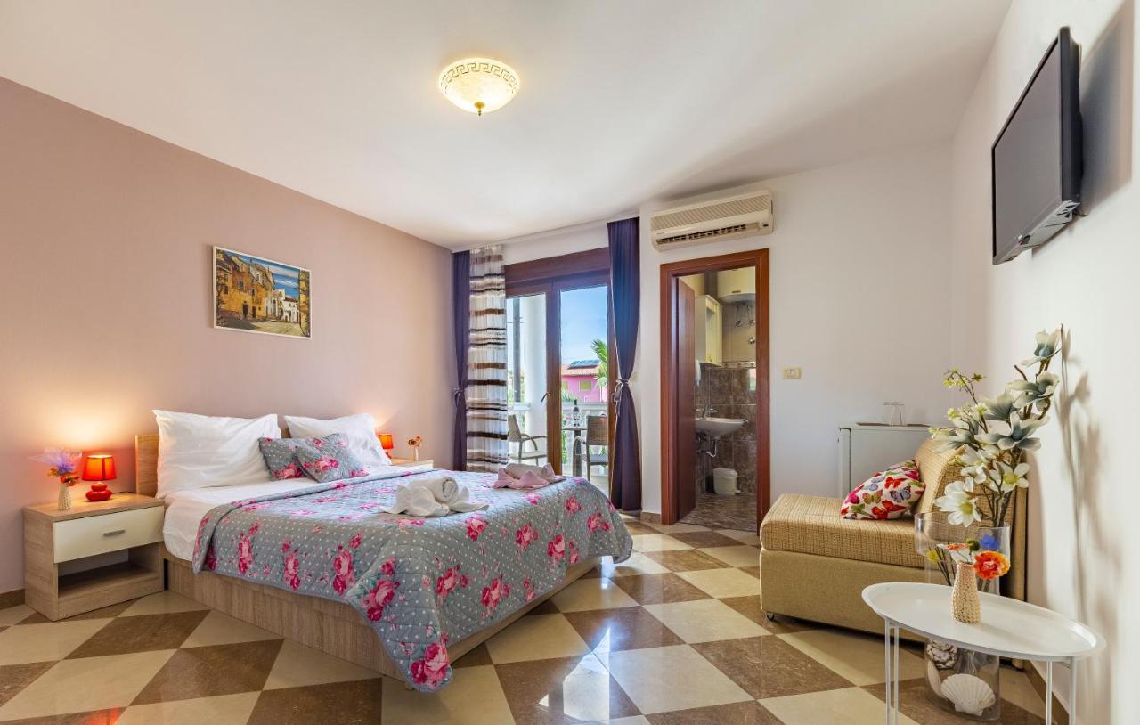 Villa San Rocco Bed & Breakfast Medulin Bagian luar foto