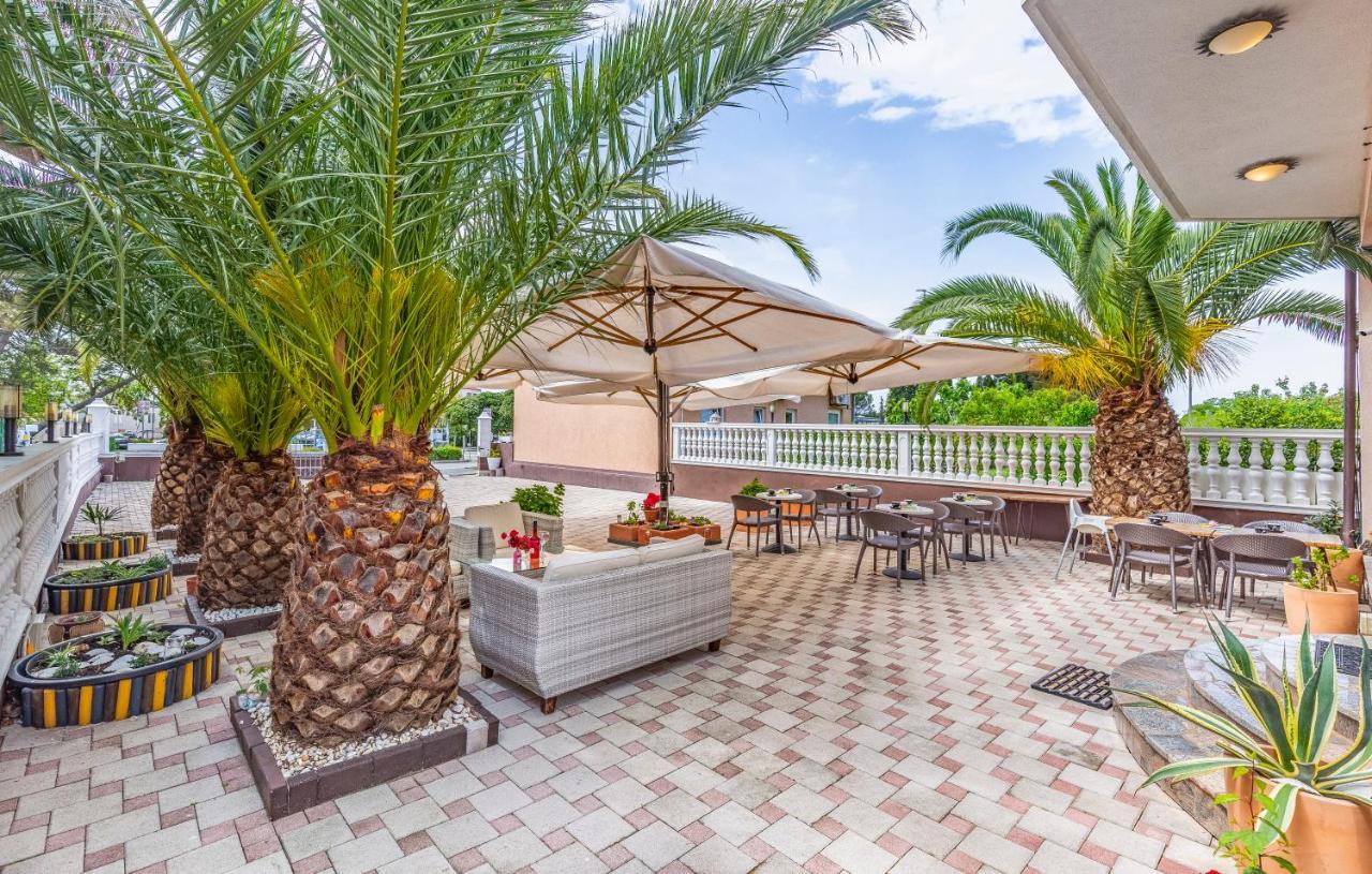 Villa San Rocco Bed & Breakfast Medulin Bagian luar foto