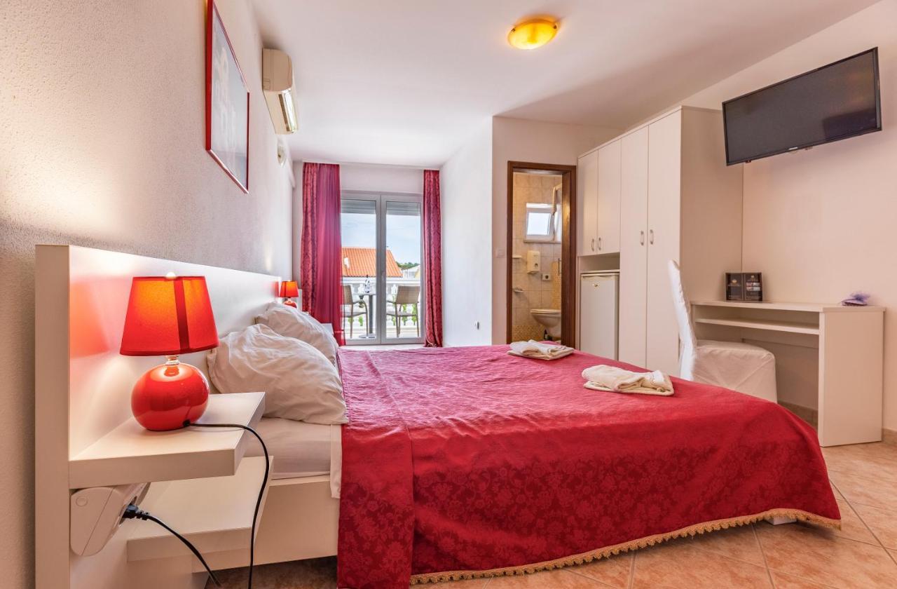 Villa San Rocco Bed & Breakfast Medulin Bagian luar foto