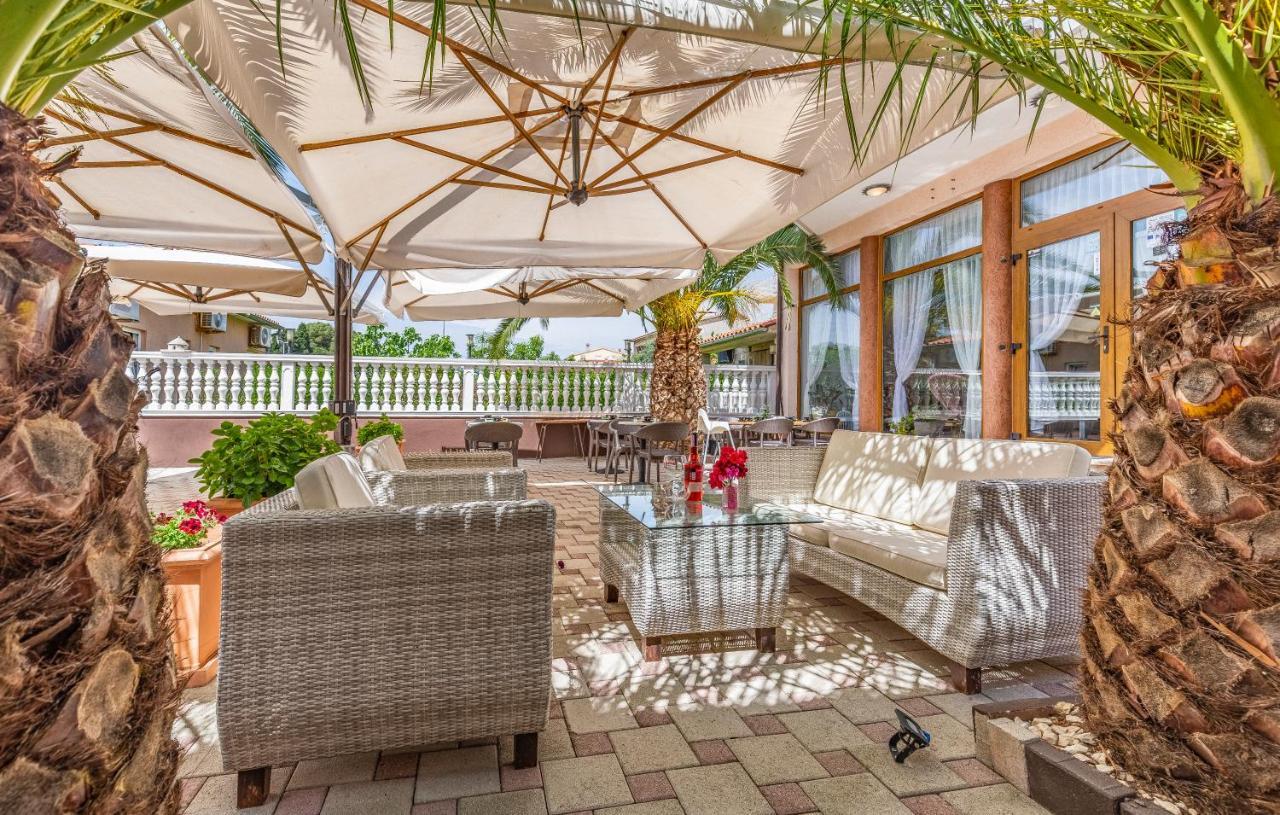 Villa San Rocco Bed & Breakfast Medulin Bagian luar foto