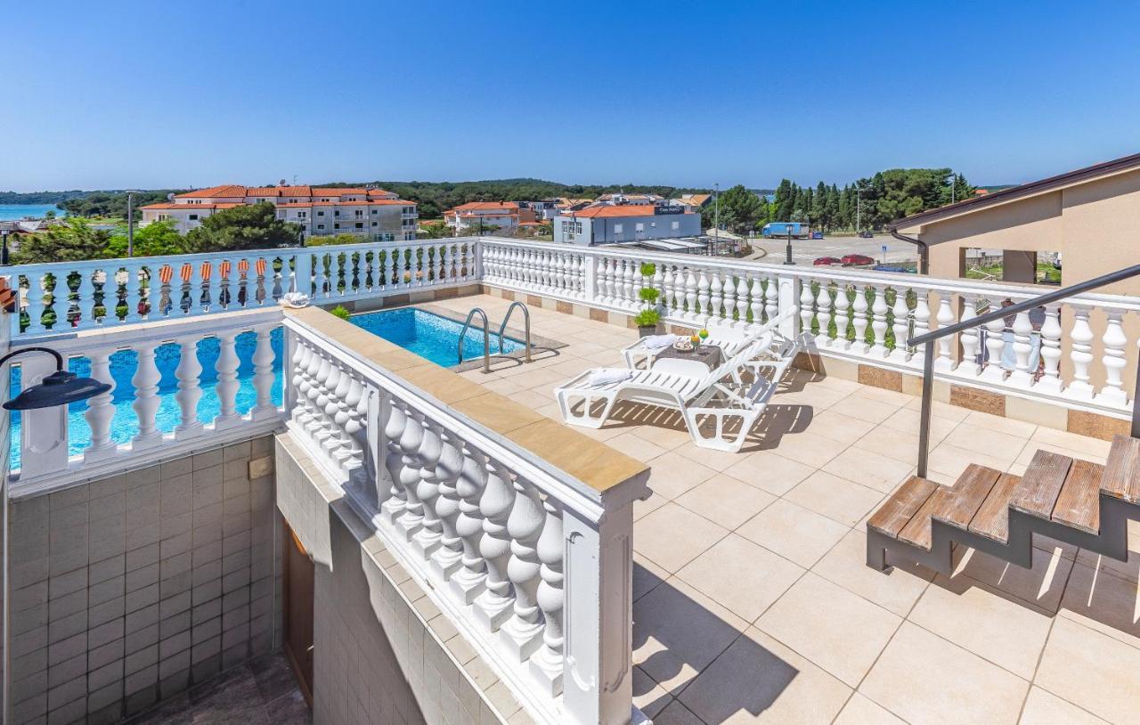 Villa San Rocco Bed & Breakfast Medulin Bagian luar foto
