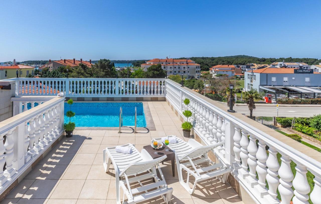 Villa San Rocco Bed & Breakfast Medulin Bagian luar foto
