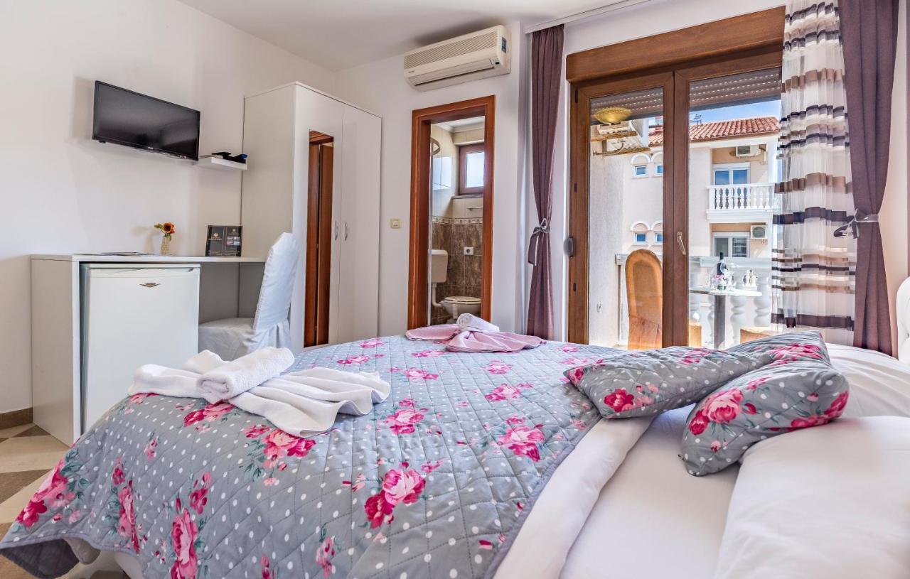 Villa San Rocco Bed & Breakfast Medulin Bagian luar foto